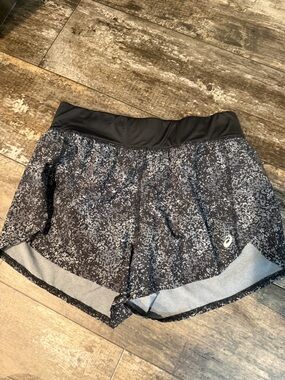 Asics Black & Gray Speckled Women's Athletic Shorts
